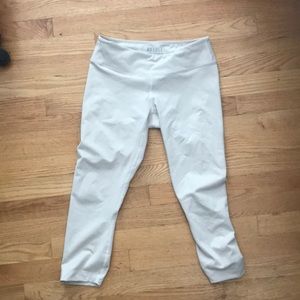 ⚠️EXTREMELY RARE NOBULL Oatmeal Women’s Crop